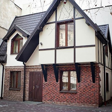 Затишна Оселя В Центрі Львова Lviv Luaran gambar