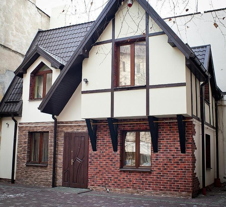 Затишна Оселя В Центрі Львова Lviv Luaran gambar