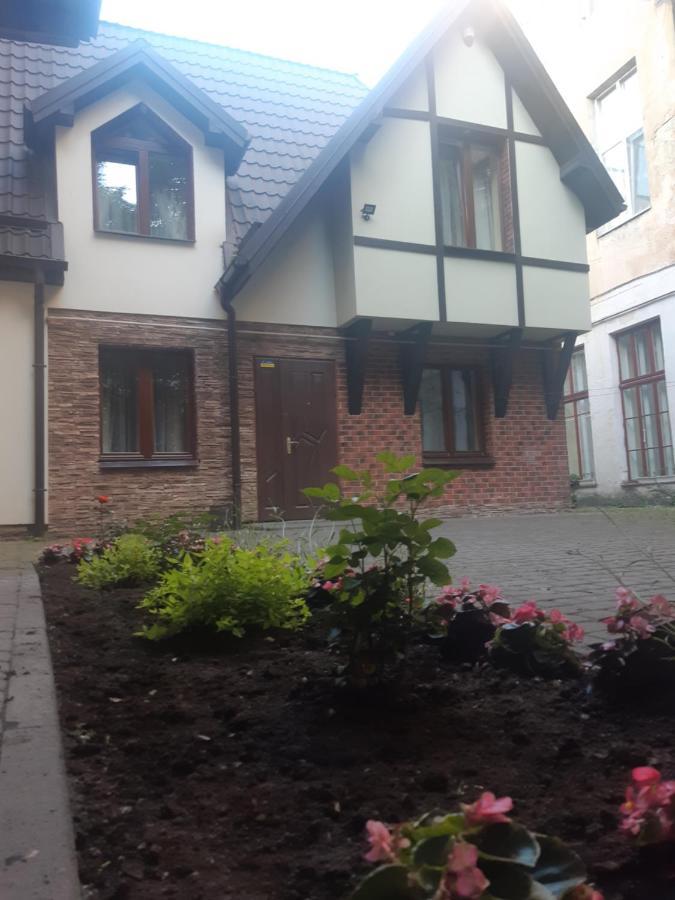 Затишна Оселя В Центрі Львова Lviv Luaran gambar