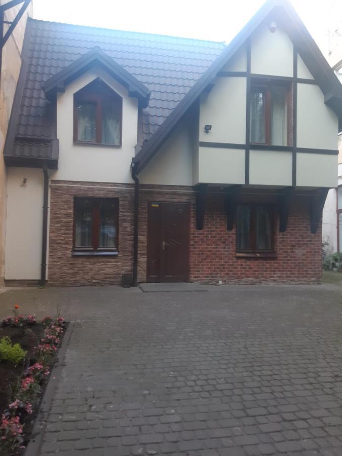 Затишна Оселя В Центрі Львова Lviv Luaran gambar